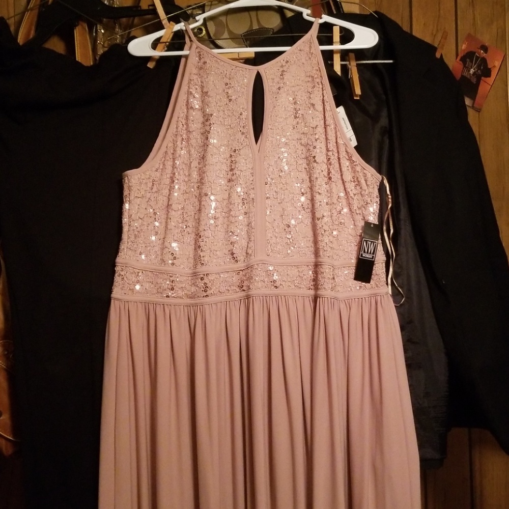 Rose/Gold dress